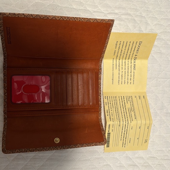 EUC DOONEY BOURKE WALLET BROWN - Picture 3 of 4